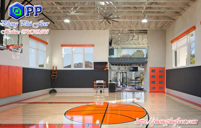 Sơn epoxy cho sân bóng rổ mang lại vẻ đẹp và tạo cảm giác cho tuyển thủ khi sử dụng bề mặt sàn này
